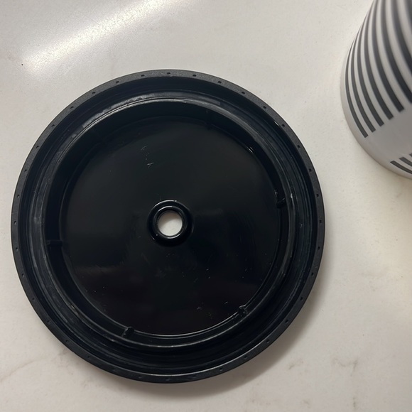 RARE Starbucks Zebra Tumbler 24 oz 2018 Spring Collection - Picture 8 of 10